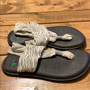 Sanuk sandals